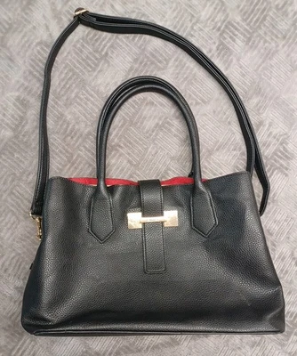 Bolso de mano para mujer Aldo de cuero negro imitación guijarro con cremallera dorada y correa bandolera Foto 1 de 4