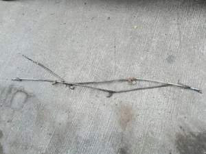 1998 SUBARU LEGACY OUTBACK AWD ESTATE 2457cc PETROL PAIR OF HANDBRAKE CABLES.. - Picture 1 of 3