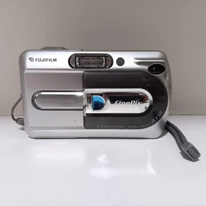 Fujifilm FinePix 3.2 Mega Pixels Digital Camera A330 - Picture 1 of 13