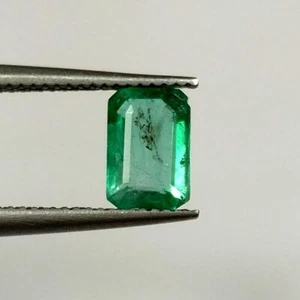 0.78ct Natural Emerald octagon cut nice mint green good luster gemstone - Picture 1 of 4