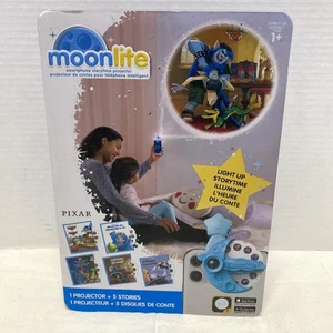 Moonlite - Pixar - Geschenkpaket Bilderbuch Projektor für Smartphones 5 Geschichten. - Bild 1 von 6