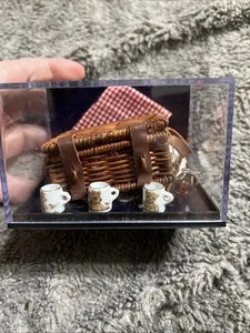 Dollhouse Miniature - Reutter Porzellan Germany Teddy Bear Picnic - Picture 1 of 1