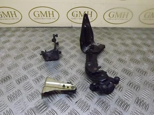 Cerniera porta scorrevole posteriore fuoristrada guida destra Chrysler Voyager Mk4 2001-2008M - Foto 1 di 5
