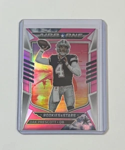 2022 Panini Rookies & Stars Airborne Dak Prescott Rosa Prizm 29/75 #AI-B Cowboys - Foto 1 di 2