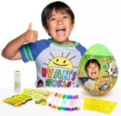 Ryan’s World Series 2 Mystery Giant Green Art Egg Ryan's World Mystery Art New - Изображение 1 из 4