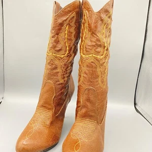 ELLIE: STIVALI WESTERN COWGIRL, TAGLIA 6 TACCO 4" ALTO, RICAMATI, ECOPELLE VEGAN - Foto 1 di 7