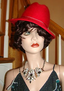 Vintage 1960's SAKS FIFTH AVENUE Red Mohair Hat with Original Tags! - Picture 1 of 12