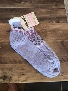 MUK LUKS kurze Hüttensocken Hausschuhe 1 Paar Damengröße S/M passt Schuhgröße 5-7 - Bild 1 von 8
