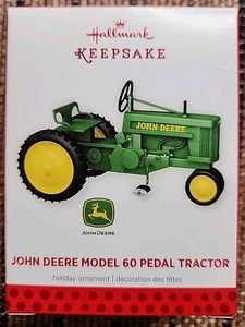 Neu Hallmark Keepsake Kinderauto John Deere Modell 60 Trettraktor Ornament - Bild 1 von 6