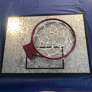 Aro de baloncesto galvanizado Pottery Barn para adolescentes y tabla de borrado en seco - Imagen 1 de 15