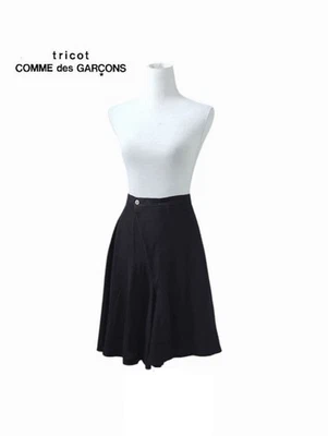 Medio pantalón acampanado envolvente Tricot Comme des Garcons Japón Foto 1 de 4