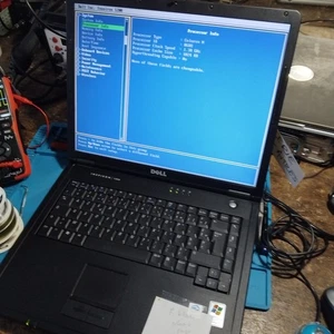 PC Portable Dell Inspiron 1200 - Afbeelding 1 van 8