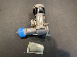 VINTAGE JOHNSON 35 Model Airplane Engine - Picture 1 of 9