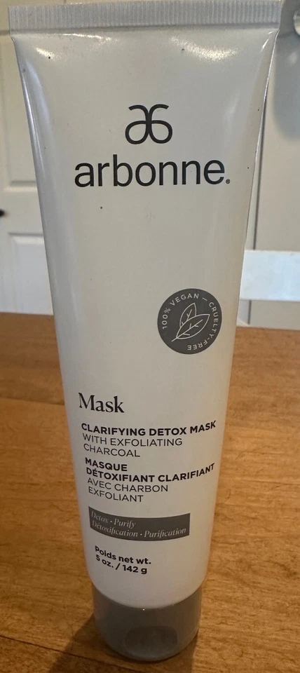 Mascarilla facial desintoxicante clarificante Arbonne con carbón exfoliante 5 oz | Sellada Foto 1 de 1