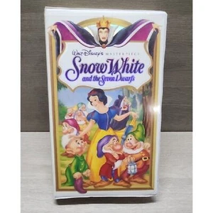Snow White and the Seven Dwarfs Disney Masterpiece Collection VHS Clam Shell - Picture 1 of 6