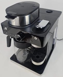 Sistema de barista para cafetera y espresso Ninja con espumador y jarra de 12 tazas CFN602 - Imagen 1 de 11