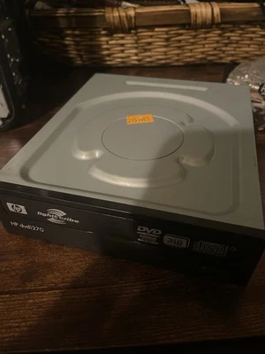 Grabadora de DVD multiformato HP DVD1270i 24X SATA interna, LightScribe Foto 1 de 3