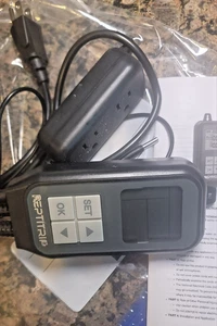 Reptile Thermostat, Reptile Light Timer -Temperature and Lighting Reptitrip - Picture 1 of 4