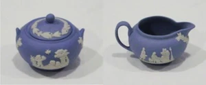 VINTAGE WEDGWOOD MINI / MINIATURE BLUE JASPERWARE CREAMER & COVERED SUGAR NEW - Picture 1 of 5