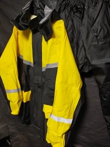 Black and yellow heavy PVC rainsuits hooded jacket and pants set - Picture 1 of 17