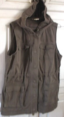 Matty M women's Snap button Sleeveless Hoodie CARGO VEST JACKET sz Med Green - Image 1 of 4