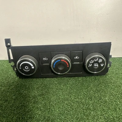 AC Climate Control Unit 22803601 Chevrolet Silverado GMC Sierra 07 - 14 For Part - Image 1 of 4
