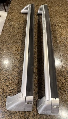 Barras transversales de carga para portaequipajes de techo Volkswagen VW Touareg 2003-06 Foto 1 de 4