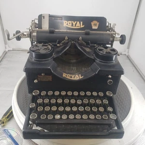 Vintage Royal Handschreibmaschine zweifach abgeschrägte Glasseitenteile schwarz funktioniert gut - Bild 1 von 24