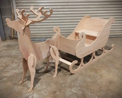 Santa sleigh and reindeer - Image 1 of 3
