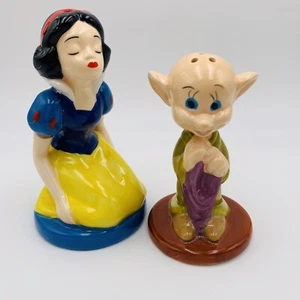 Disney Shakers Set Snow White & Dopey Salt & Pepper Princess Fantasy New In Box - Picture 1 of 8