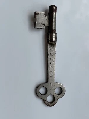 Antique Key T & B FDY Co. 2 1/2" - Image 1 of 4