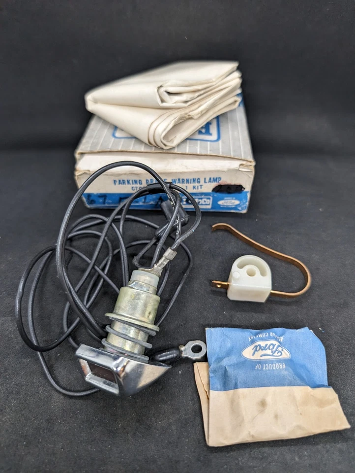 FORD FAIRLANE FALCON 1967 KIT DE LUCES DE ADVERTENCIA DE FRENO DE ESTACIONAMIENTO MANUAL DE EMERGENCIA NUEVO EN STOCK Foto 1 de 4