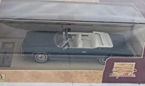 GLM Stamp Models Chevrolet Caprice Convertible 1973 Dark metallic blue open 1:43 - Picture 1 of 1