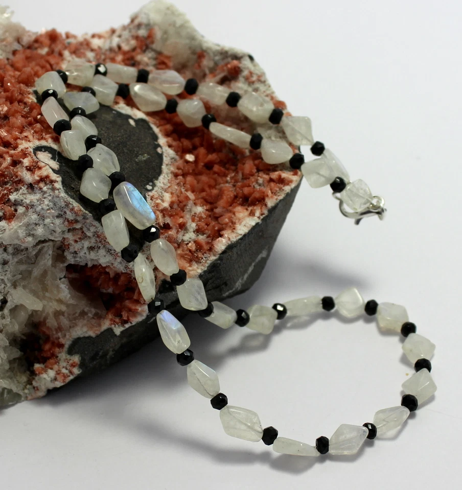 Arcobaleno Pietra di Luna Con Spinello Collana Preziose Blau-Schimmer Nero - Immagine 1 di 1