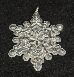 Gorham 1971 Argento Sterling (22 grammi) Decorazione Natalizia 3,25" Fiocco di Neve - Foto 1 di 8
