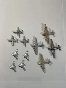 Heroic & Ros 1:285 11 Metall Miniatur Flugzeuge Bomber Flying Wing Wargaming - Bild 1 von 5