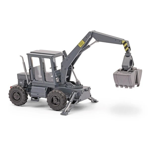 Busch 54403 - 1/87 TIH 445 Trattore DR Grigio - Nuovo - Immagine 1 di 1