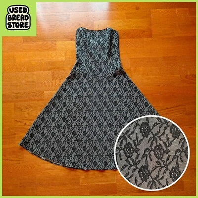 Vestido midi sin tirantes floral de encaje Charlotte Russe | S | Gris y negro | Gótico Foto 1 de 2