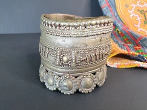 Old North African Bangal with Bells in Base & Brass Lining …beautiful collection - Picture 1 of 6