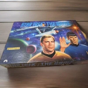 STAR TREK: THE GAME Gioco da Tavolo Vintage Edizione da Collezione & Poster Edizione Limitata - Foto 1 di 8