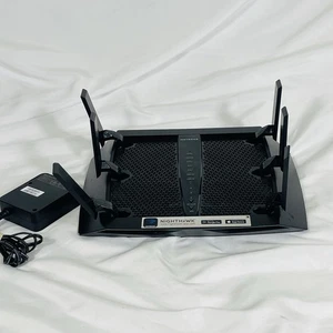 Netgear Nighthawk X6 AC3200 Tri-Band WiFi Router Model R8000 - Picture 1 of 8