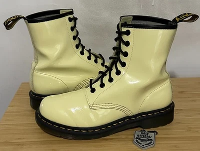 Dr Martens 1460 Women's Patent Leather Lace Up Boot Cream sz 8 (27216) vintage - Image 1 of 4