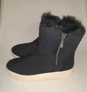 J/Slides NYC Henley wasserdicht winterfest Kunstfell Plattform Stiefeletten Gr. 7 - Bild 1 von 10