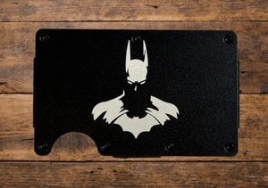 Cartera delgada Batman DC delgada de metal con bloqueo RFID minimalista personalizada grabada con láser - Imagen 1 de 7