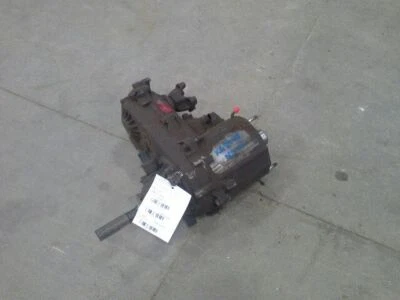 Conjunto de caja de transferencia usada se adapta a: Jeep Wrangler 2001 modelo 231 2,5 L AT grado C Foto 1 de 4