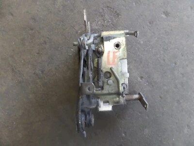 94-99 Land Rover Discovery 1 trava de porta dianteira esquerda MTC7592 FABRICANTE DE EQUIPAMENTO ORIGINAL B170 - Imagem 1 de 4