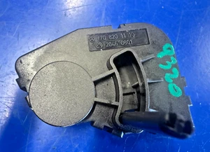 97 98 99 00 MERCEDES BENZ SLK230 - RETRACTABLE TOP LIFT SWITCH 1708201110 - Picture 1 of 3