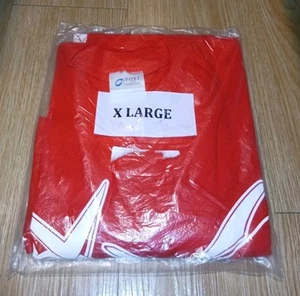 Pokémon Championship Nationals 2010 Staff Red T-Shirt Short Sleeve XL - Picture 1 of 2