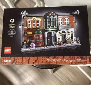 LEGO 10351 Icons Sherlock Holmes: Book Nook - Picture 1 of 1