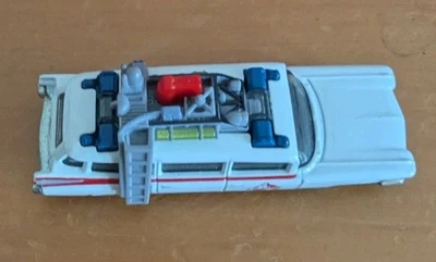 HOT WHEELS  GHOSTBUSTERS ECTO-1 REAL RIDERS   SINGLE - Image 1 of 4